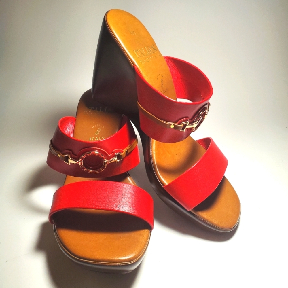 ITALIAN SHOEMAKERS Red Leather Wedge with Gold Buckle Size 9M - New